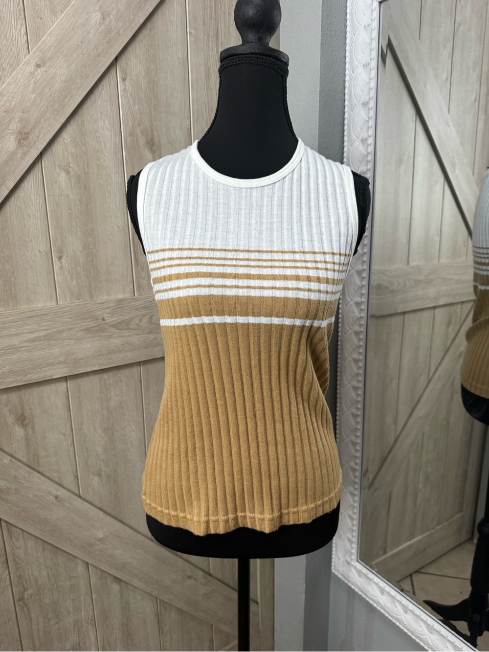 Y2K Striped Ribbed Sleeveless Knit Top - White & Camel